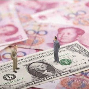 面对人民币贬值 你的资产配置里有它吗？