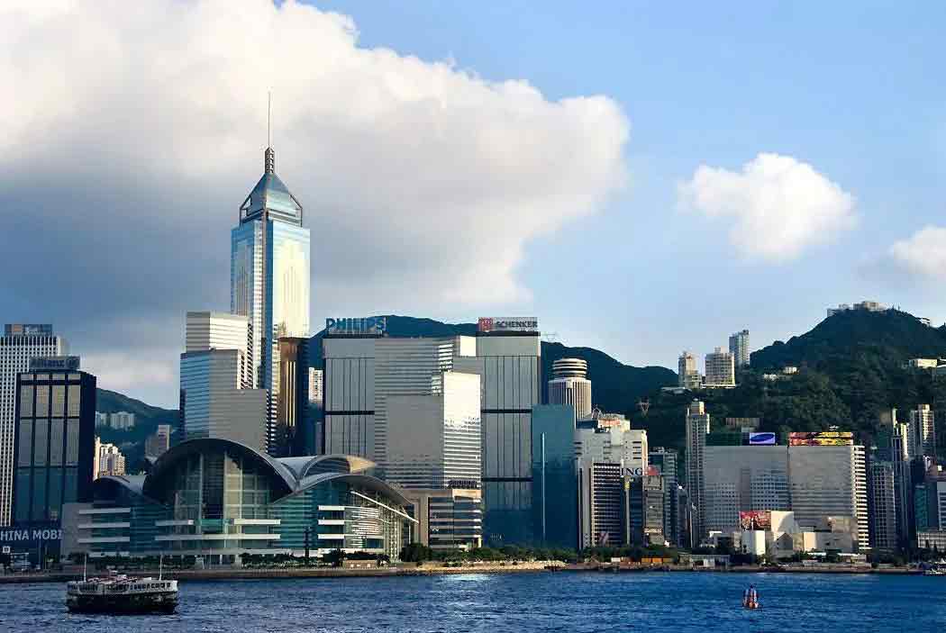 移民香港有哪些方式？香港入境事务处2018年移民数据公布！