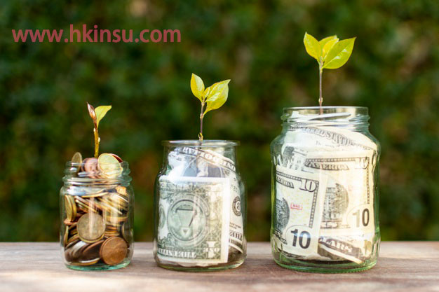 jars filled with money plants top them 23 2148305933 1岁女童的香港美元储蓄分红保险计划