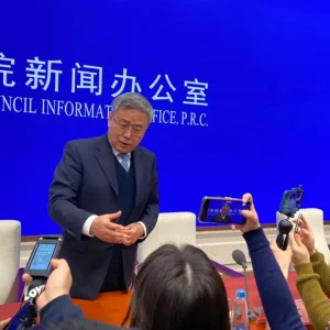 银保监会主席：支持香港保险业机构到内地发展