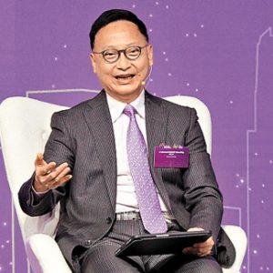 张云正连任香港保监局行政总监