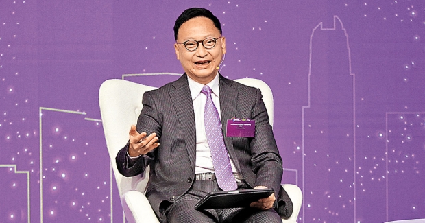 张云正连任香港保监局行政总监